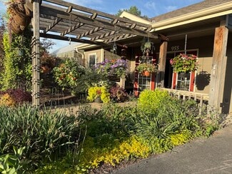 Lincoln, NE Garden Center - 305 F St