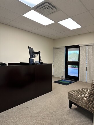 Arlington, TX Office/Retail - 4601 Hollow Tree Dr Arlington, TX Office/Retail - 4601 Hollow Tree Dr