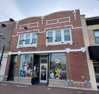 Westmont, IL undefined - 13 W Quincy St