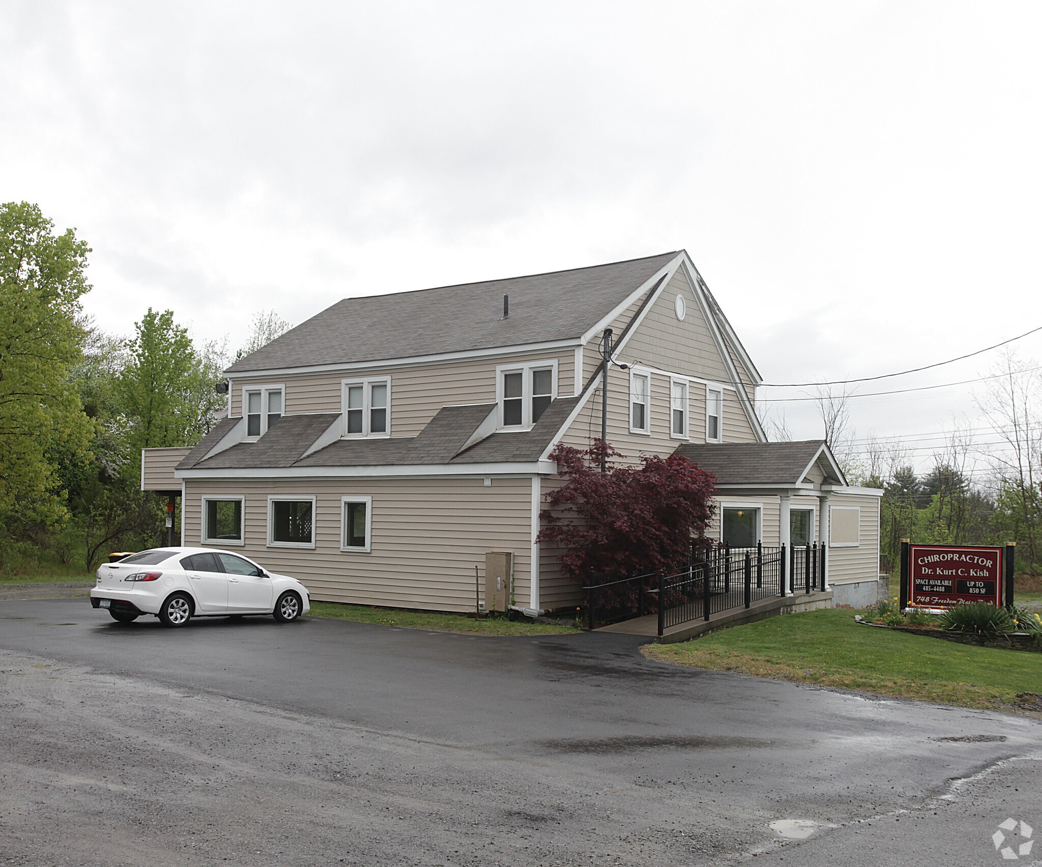 748 Freedom Plains Rd Poughkeepsie, NY 12603 Office Property for