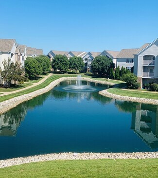 O'Fallon, IL Apartments - 1200 Greenfield Pl