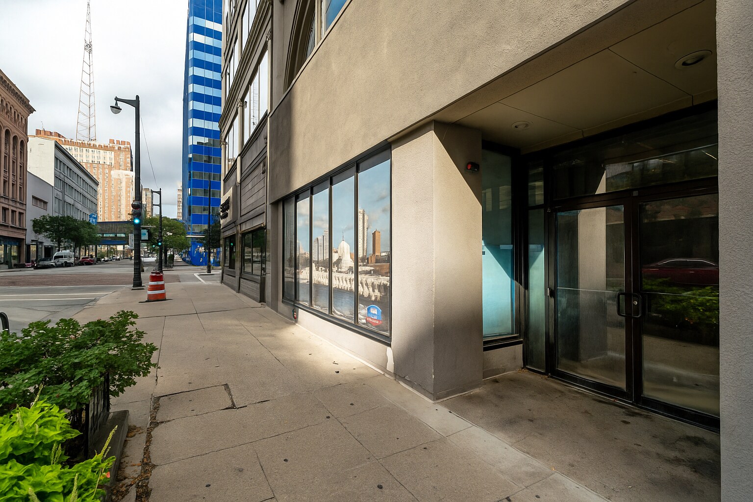 230-234 W Wisconsin Ave, Milwaukee, WI for Rent