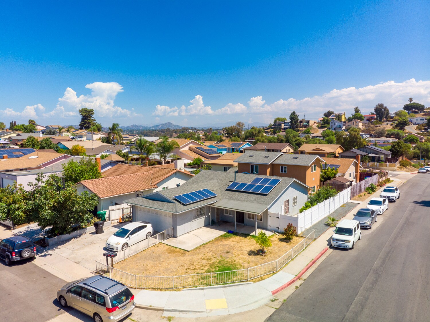 201 Treewood St, San Diego, CA for Sale