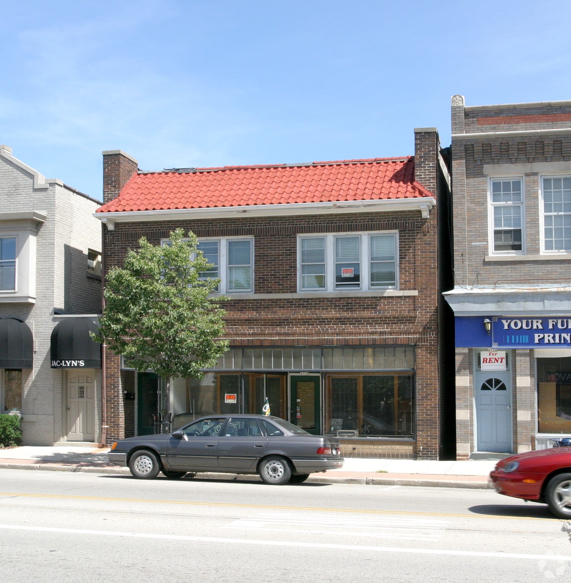 4724-4726 S Packard Ave, Cudahy, WI for Rent