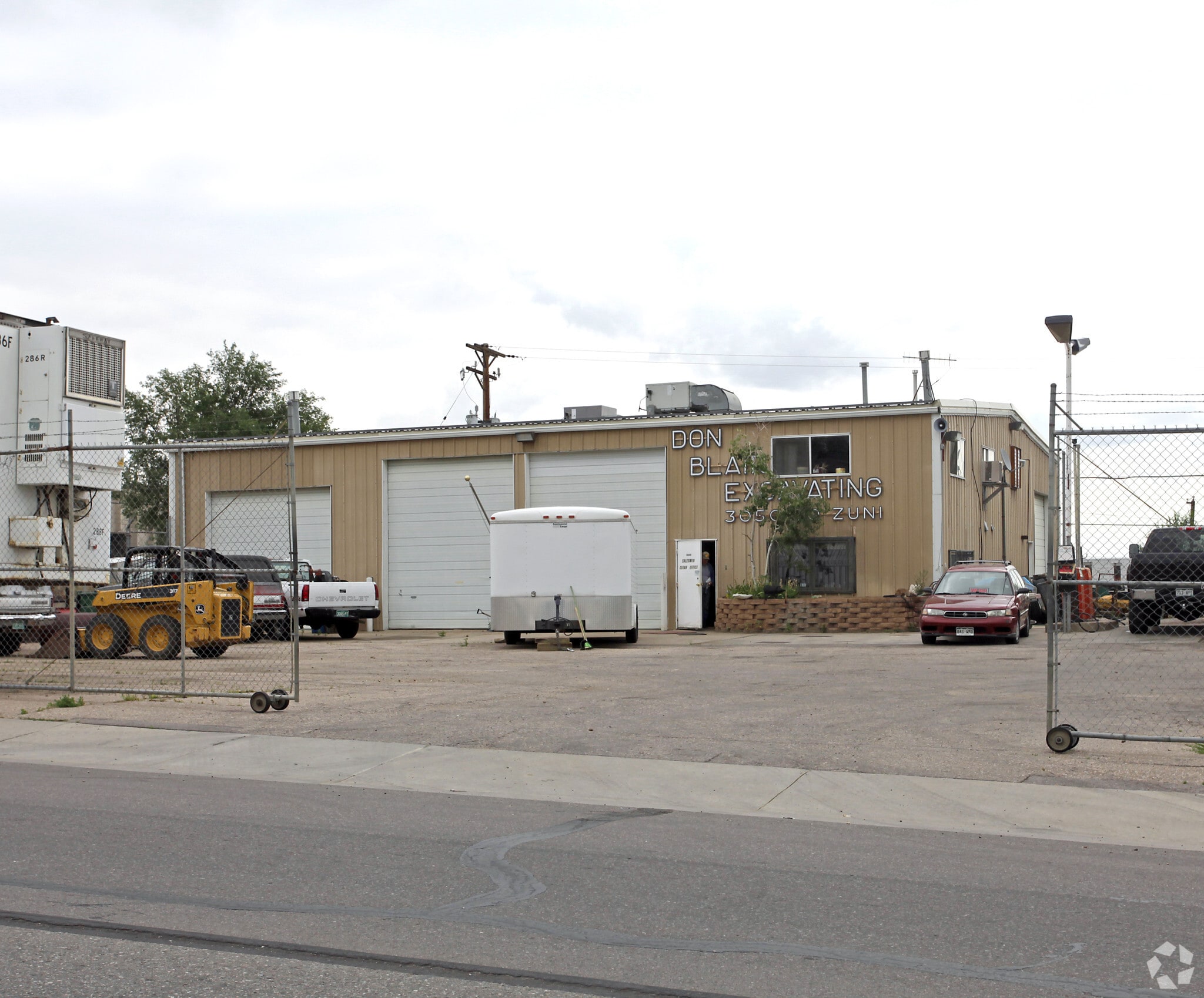 3050 S Zuni St, Englewood, CO for Rent