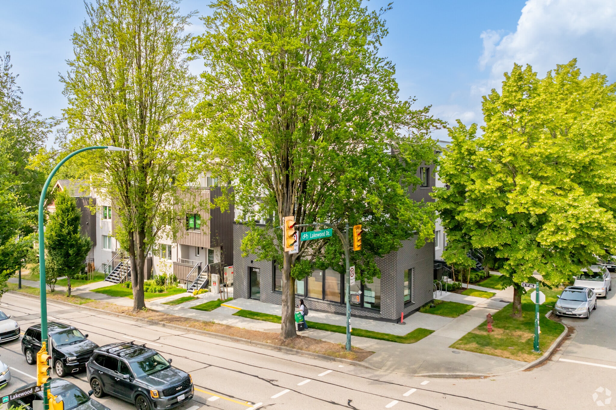 2095 1st Av E, Vancouver, BC for Sale