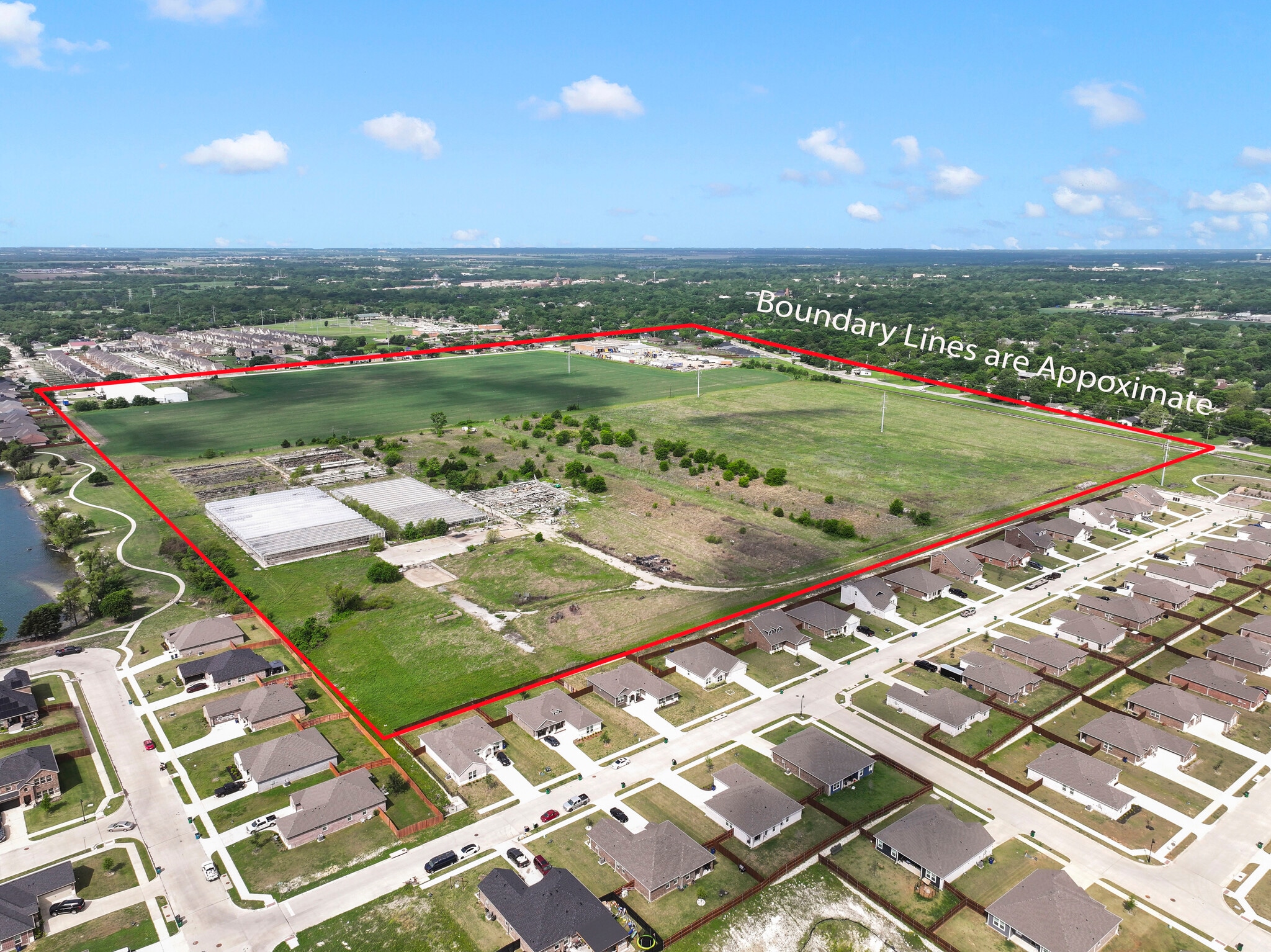 1402 Wyatt St, Waxahachie, TX for Sale