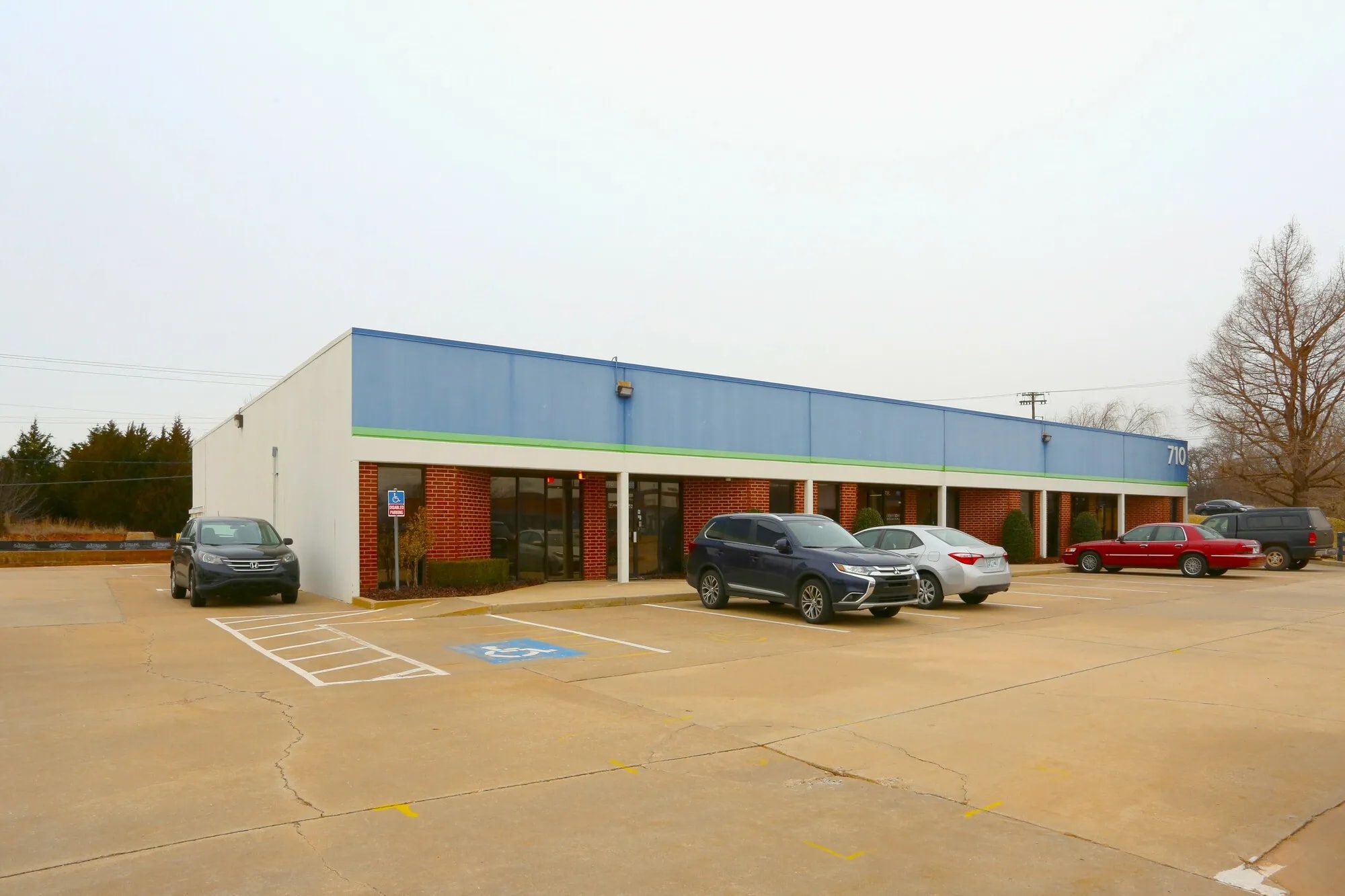 710 W Wilshire Blvd, Oklahoma City, OK for Rent