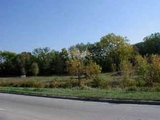 Streamwood, IL Commercial - 253 Sutton Rd