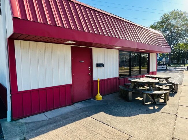 547 E Main St, Ashland, OH for Sale