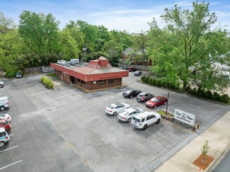 Fayetteville, AR undefined - 514 N College Ave