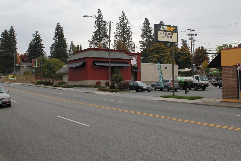 3020 E 29th Ave, Spokane, WA for Rent