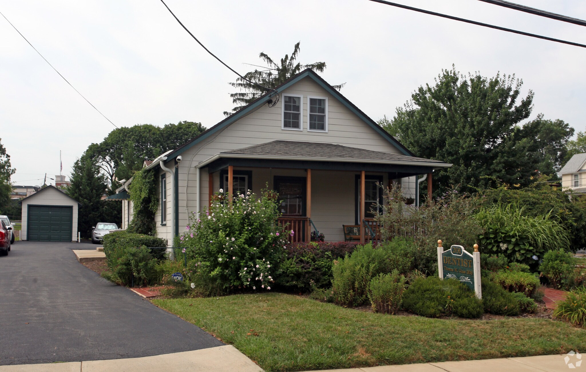 201 Brookes Ave, Gaithersburg, MD for Rent