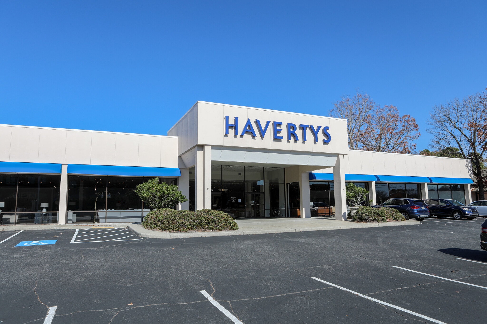 2297 Main St East, Snellville, GA for Sale