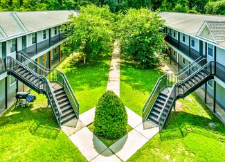 Tallahassee, FL Apartments - 2416 Jackson Bluff Rd