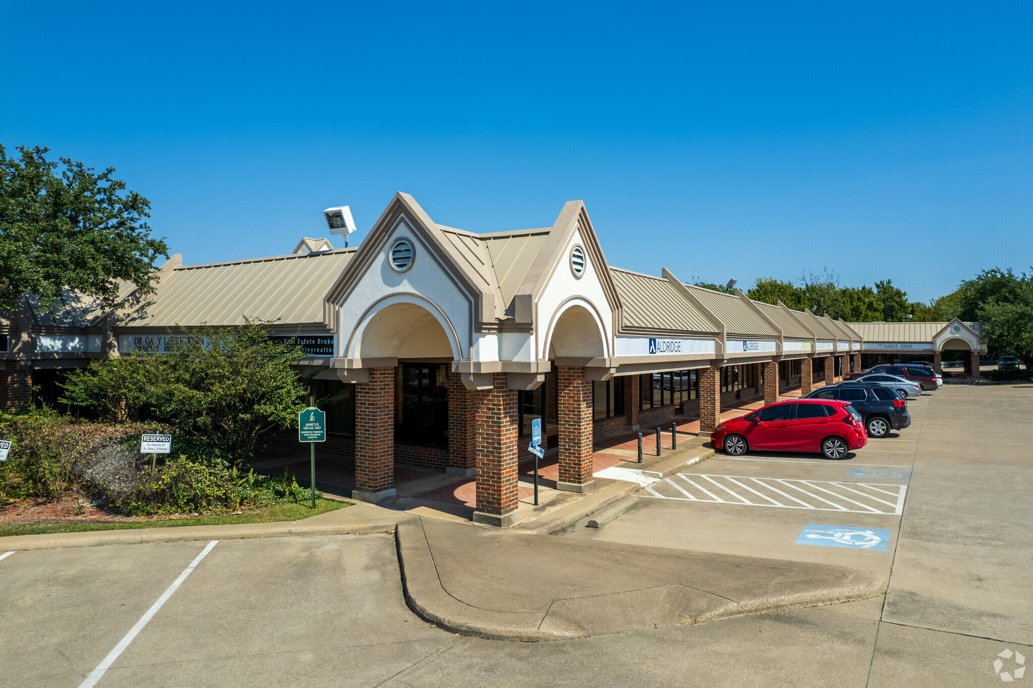 2441-2485 Forest Park Blvd, Fort Worth, TX for Rent