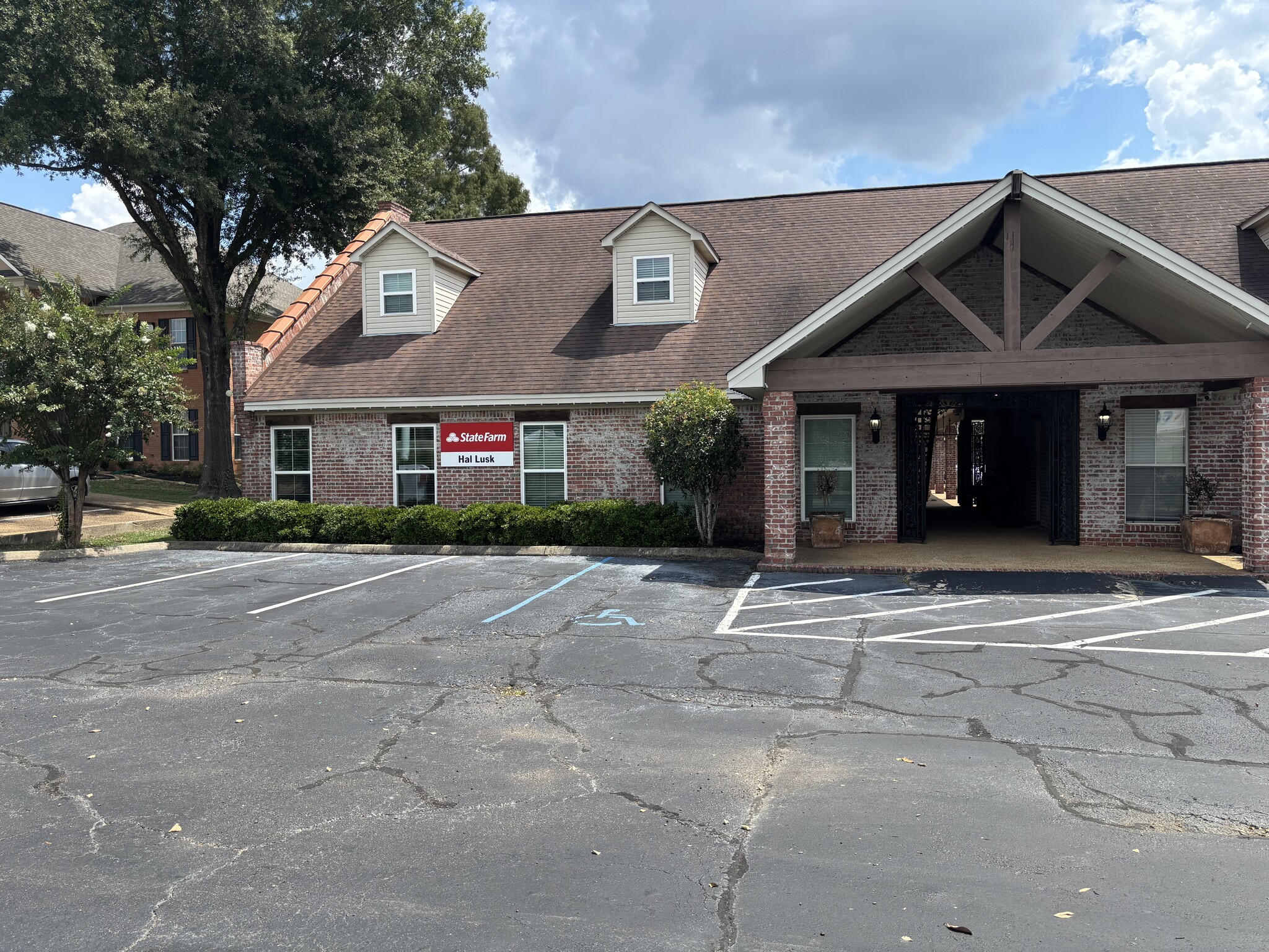 5606 I 55 S, Byram, MS for Rent