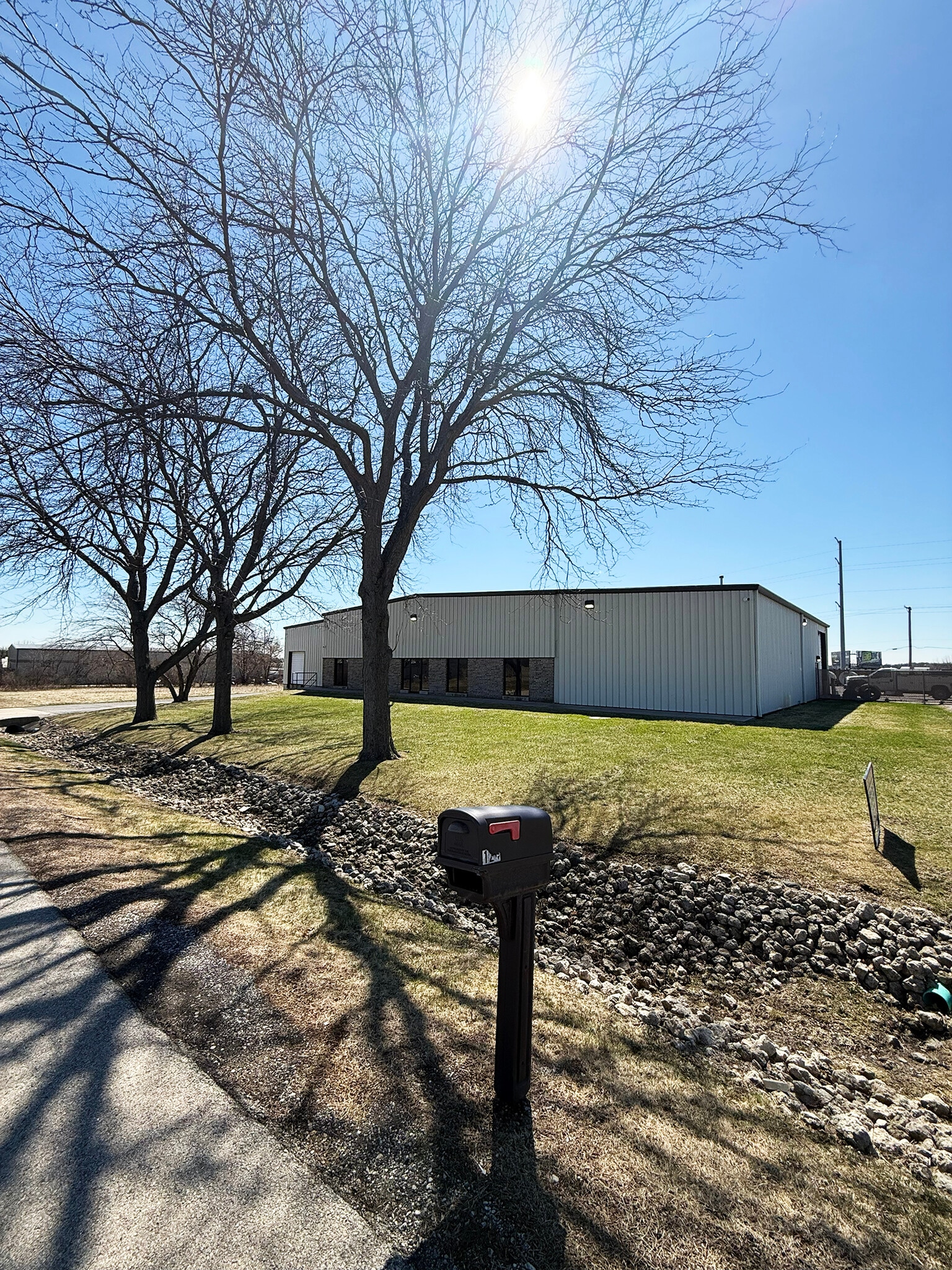 128 Industrial Dr, Gilberts, IL for Rent