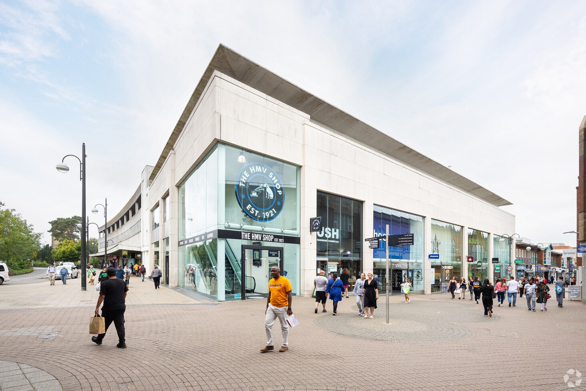 24-26 The Martletts, Crawley, WSX for Rent