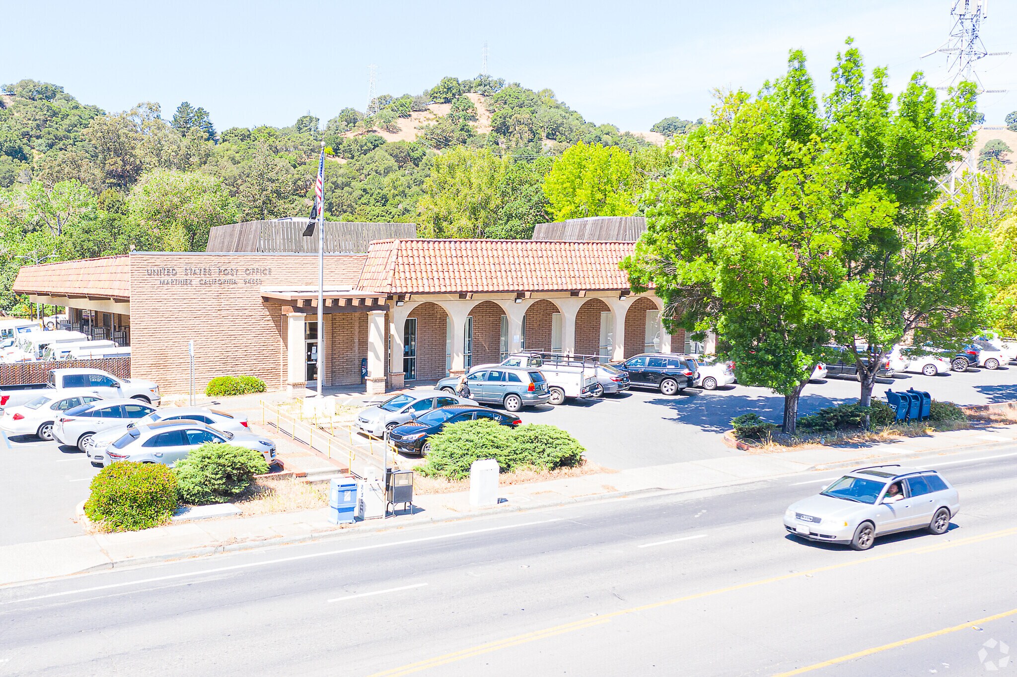 4100 Alhambra Ave Martinez, CA 94553 Retail Property for Lease on