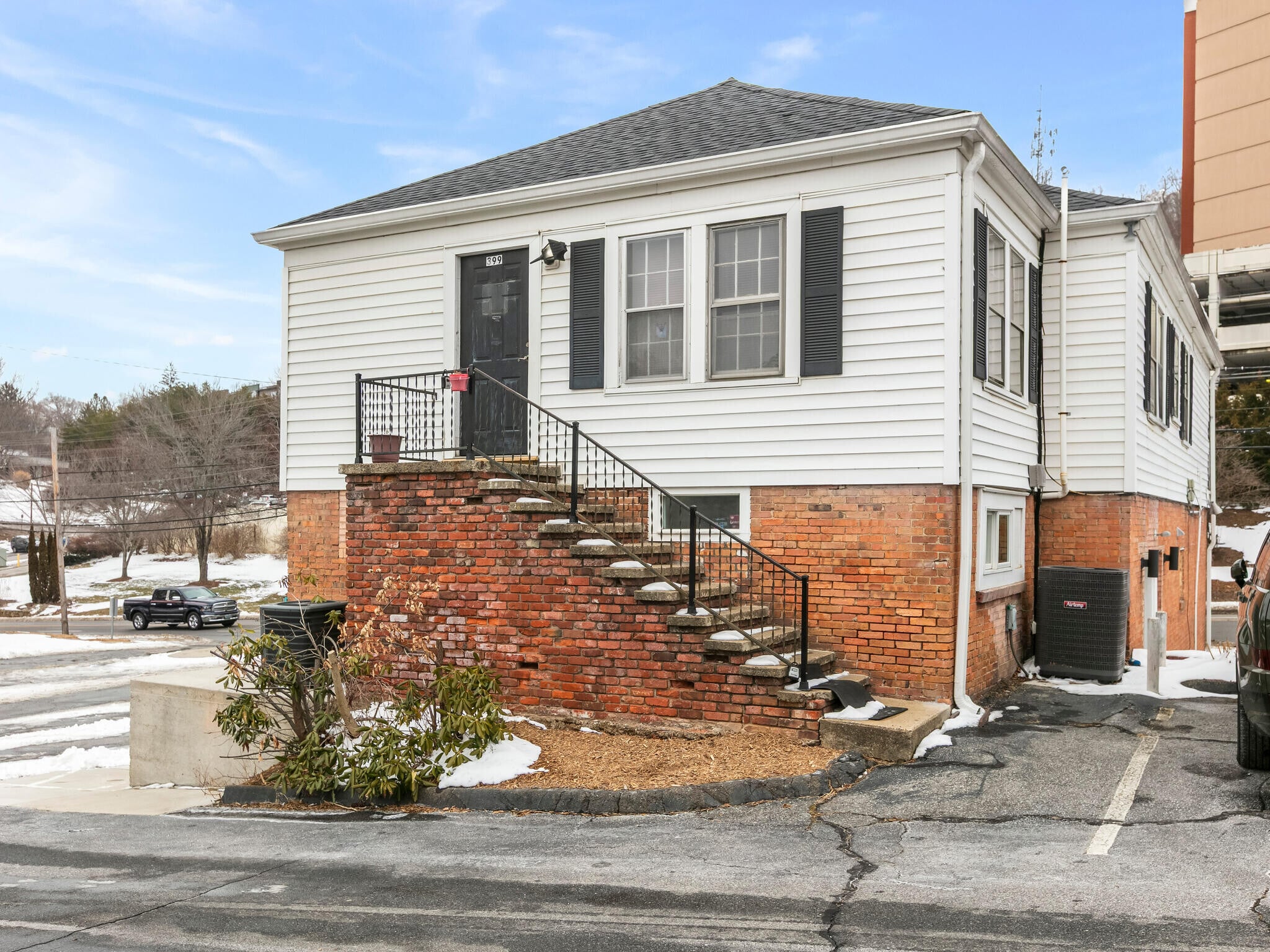 6 Doctors Park, Asheville, NC for Sale