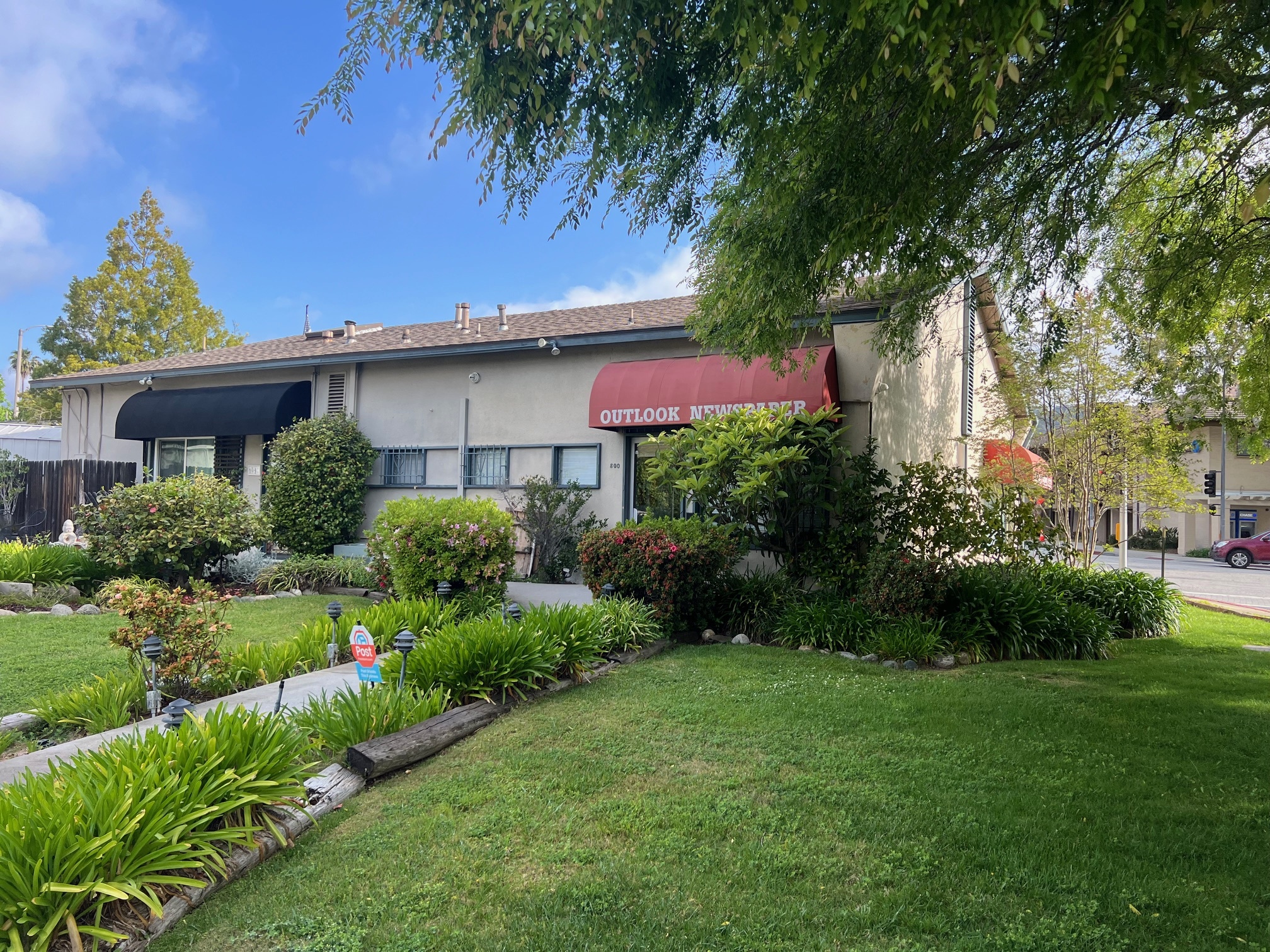 800-804 Foothill Blvd, La Canada Flintridge, CA for Rent