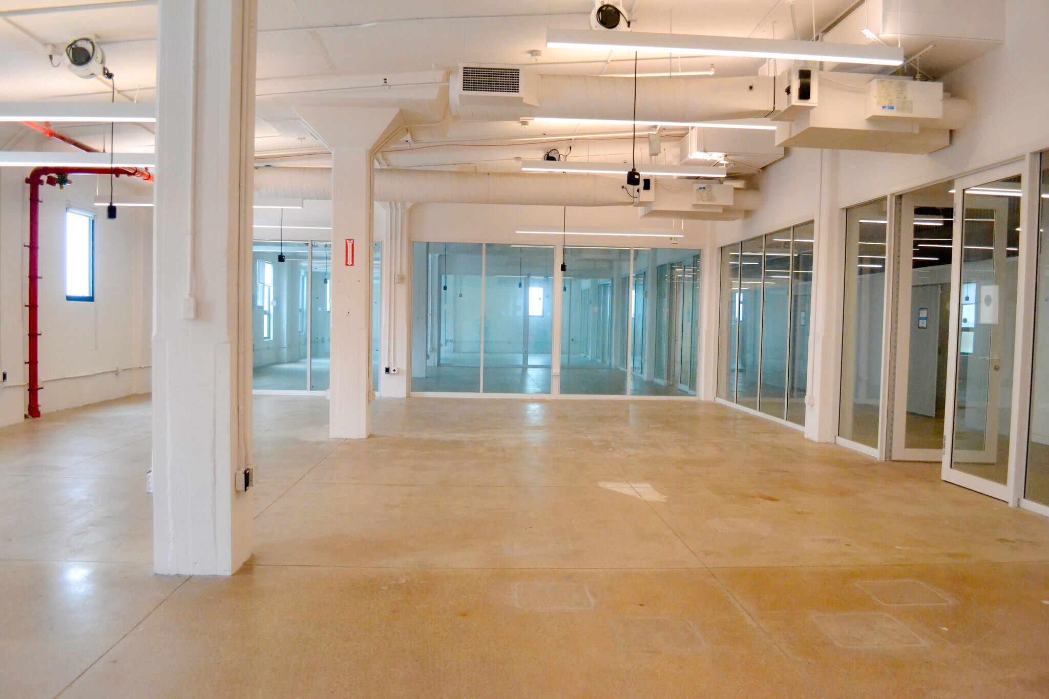 610 W 26th St, New York, NY for Rent