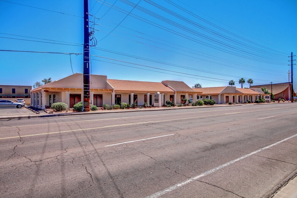 925 N Stapley Dr, Mesa, AZ for Rent
