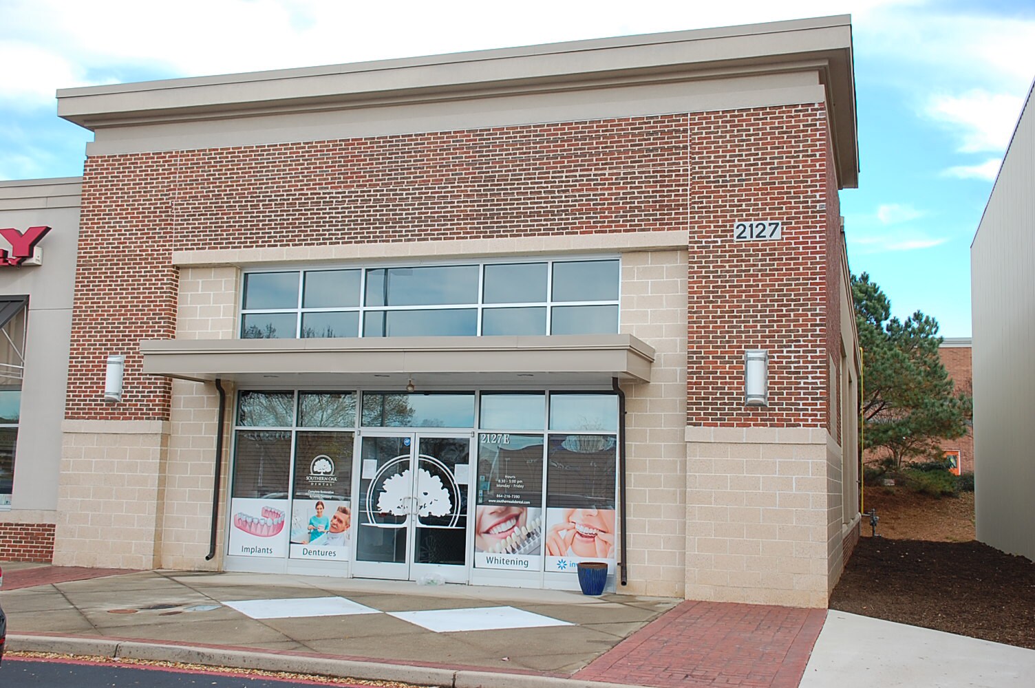 2127 E Main St Spartanburg, SC 29307 Shopping Center Property for