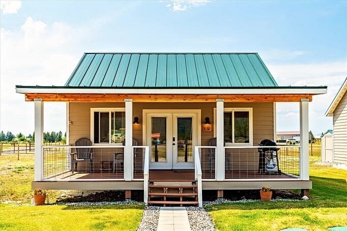 125 Firehall Ln, Columbia Falls, MT for Sale