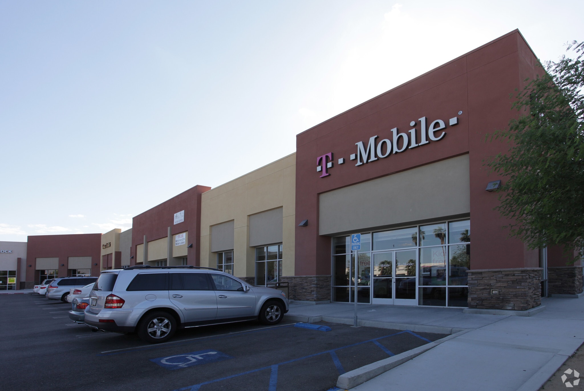 79485 Highway 111, La Quinta, CA for Rent