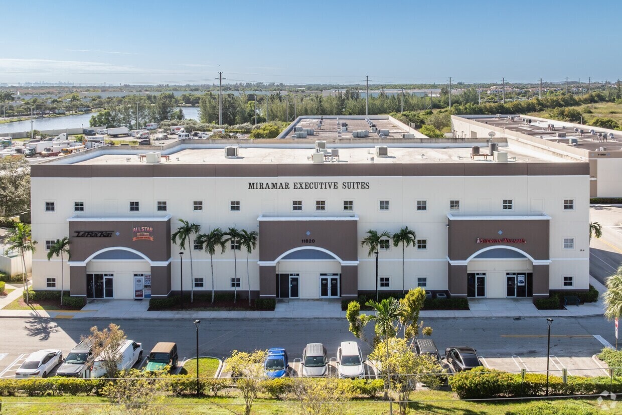 11820 Miramar Pky, Miramar, FL for Rent