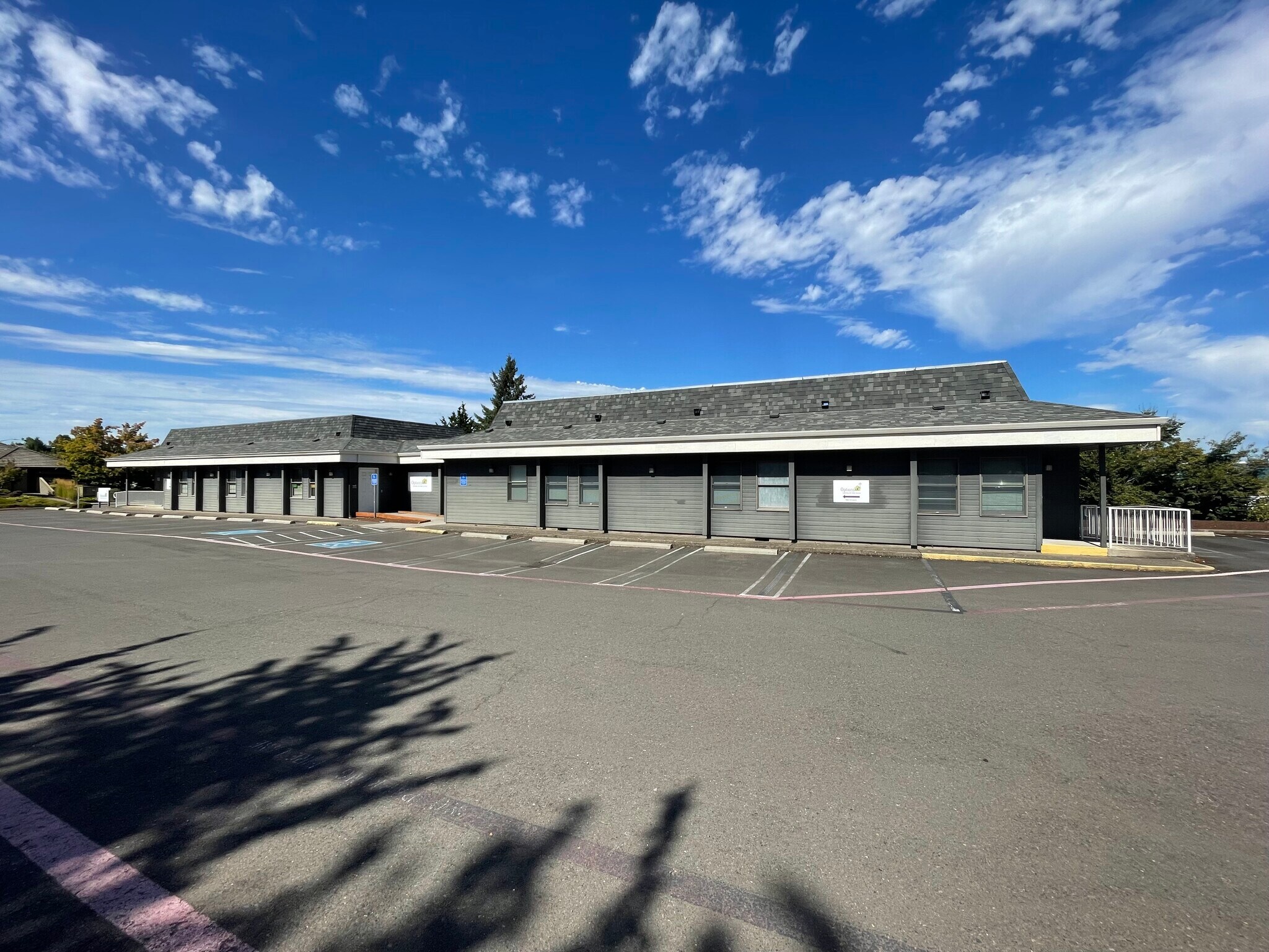 1320-1326 Meridian Dr, Woodburn, OR for Rent