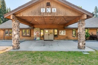 Mount Shasta, CA Specialty - 1124 Pine Grove Dr