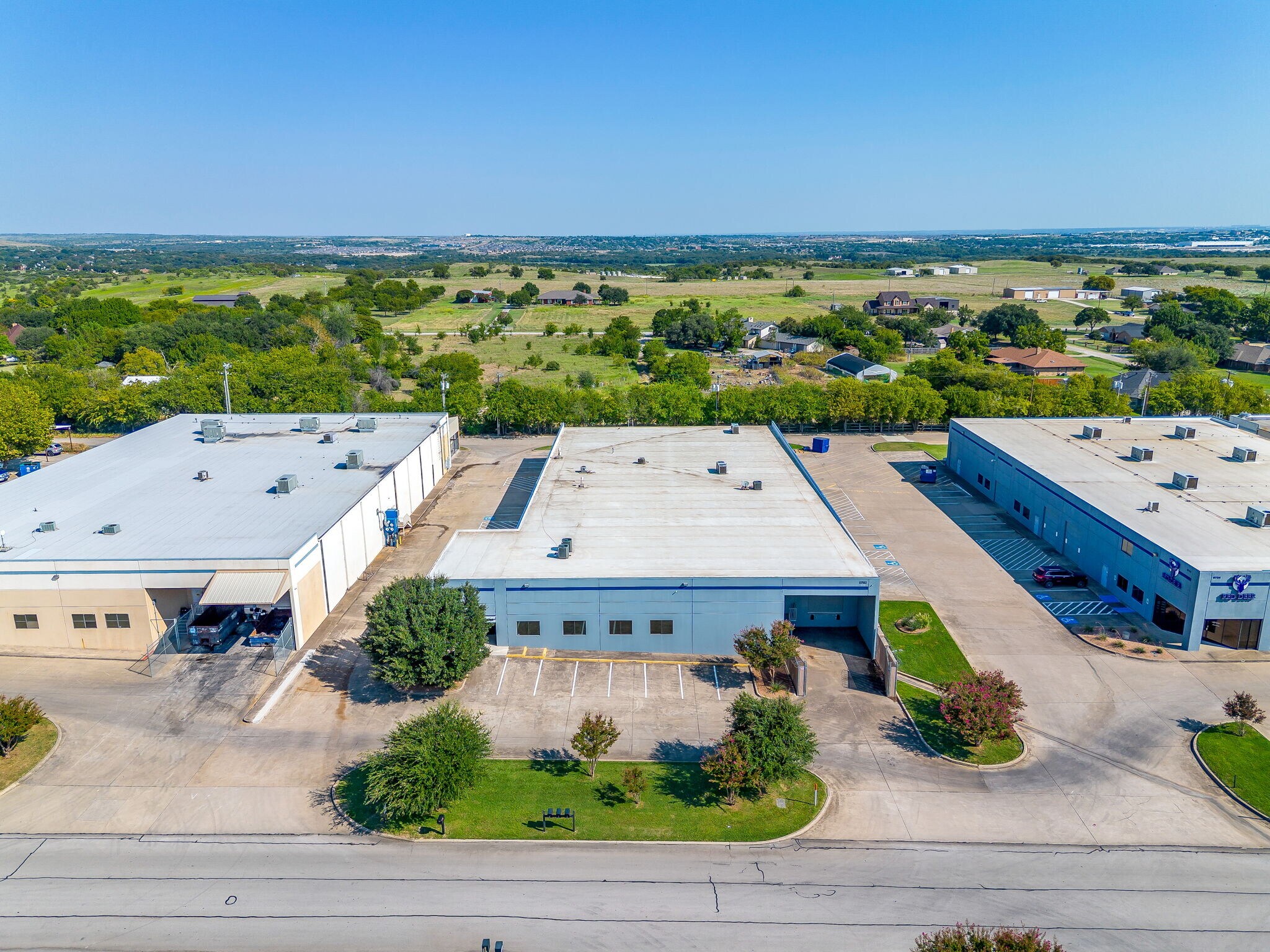 6715 Corporation Pky, Fort Worth, TX for Rent