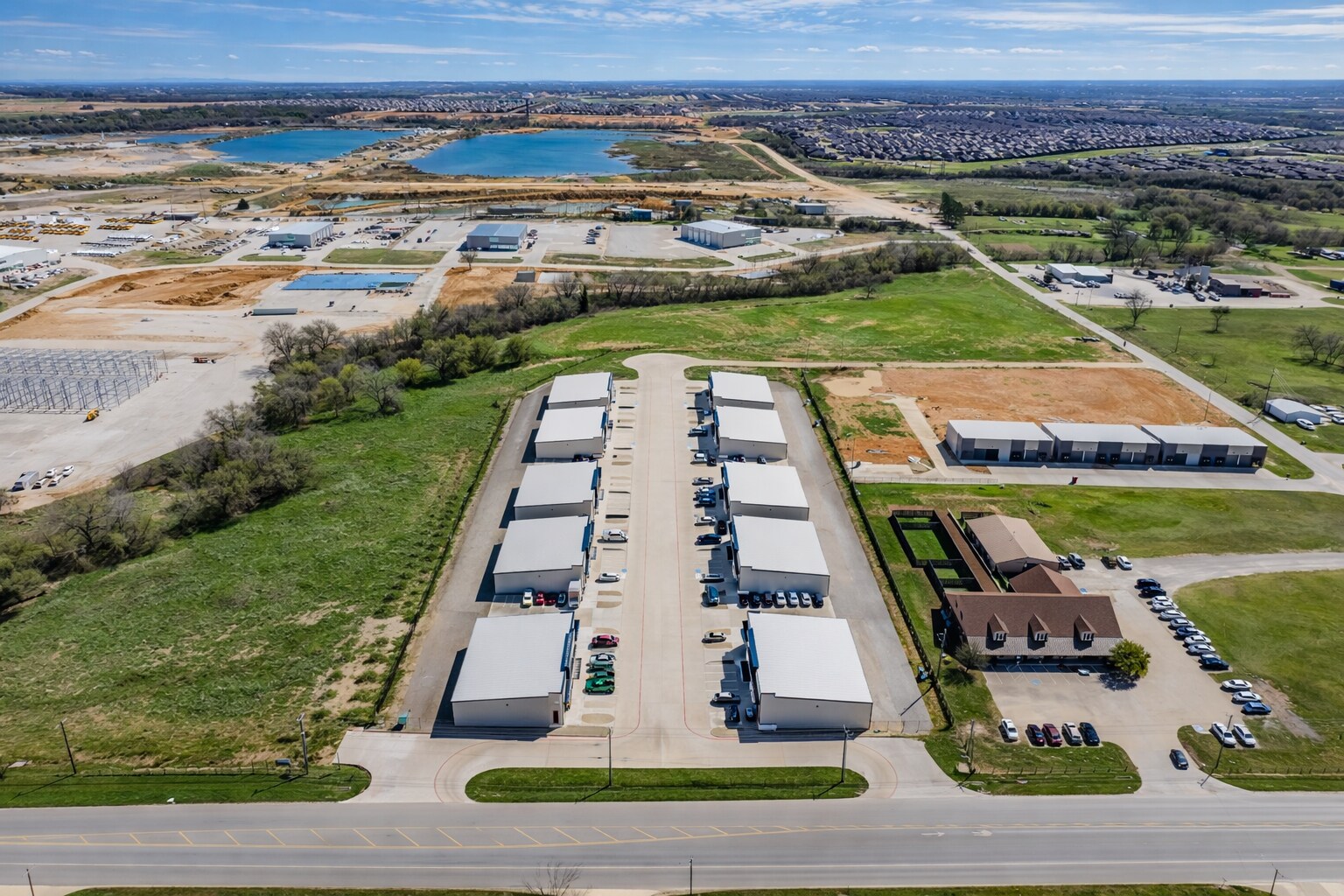 4620 US 377 Hwy, Aubrey, TX for Rent