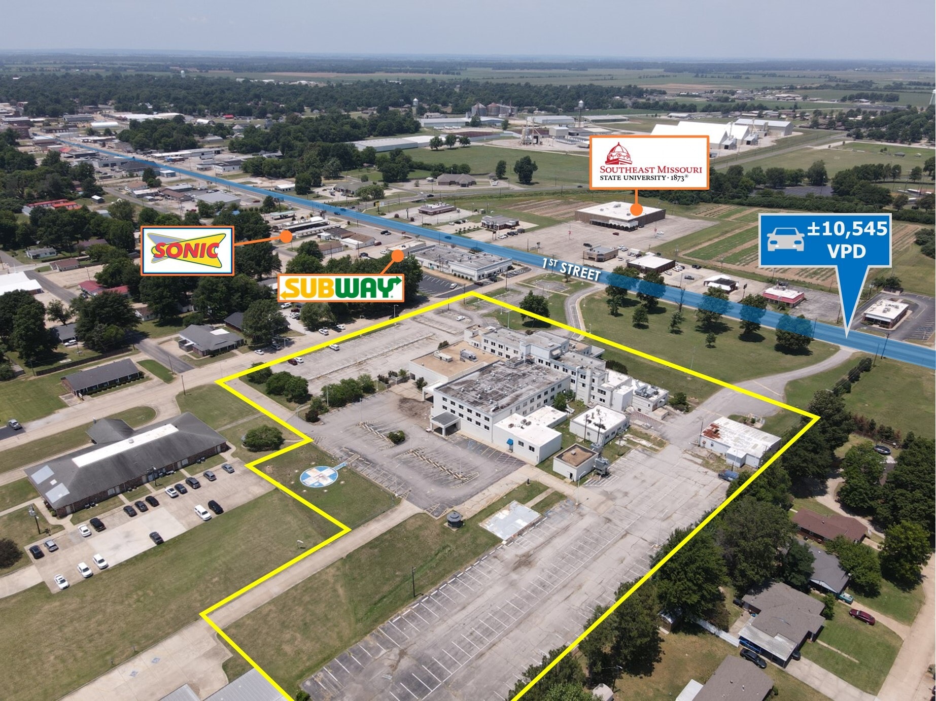 1301 1st St, Kennett, MO for Sale