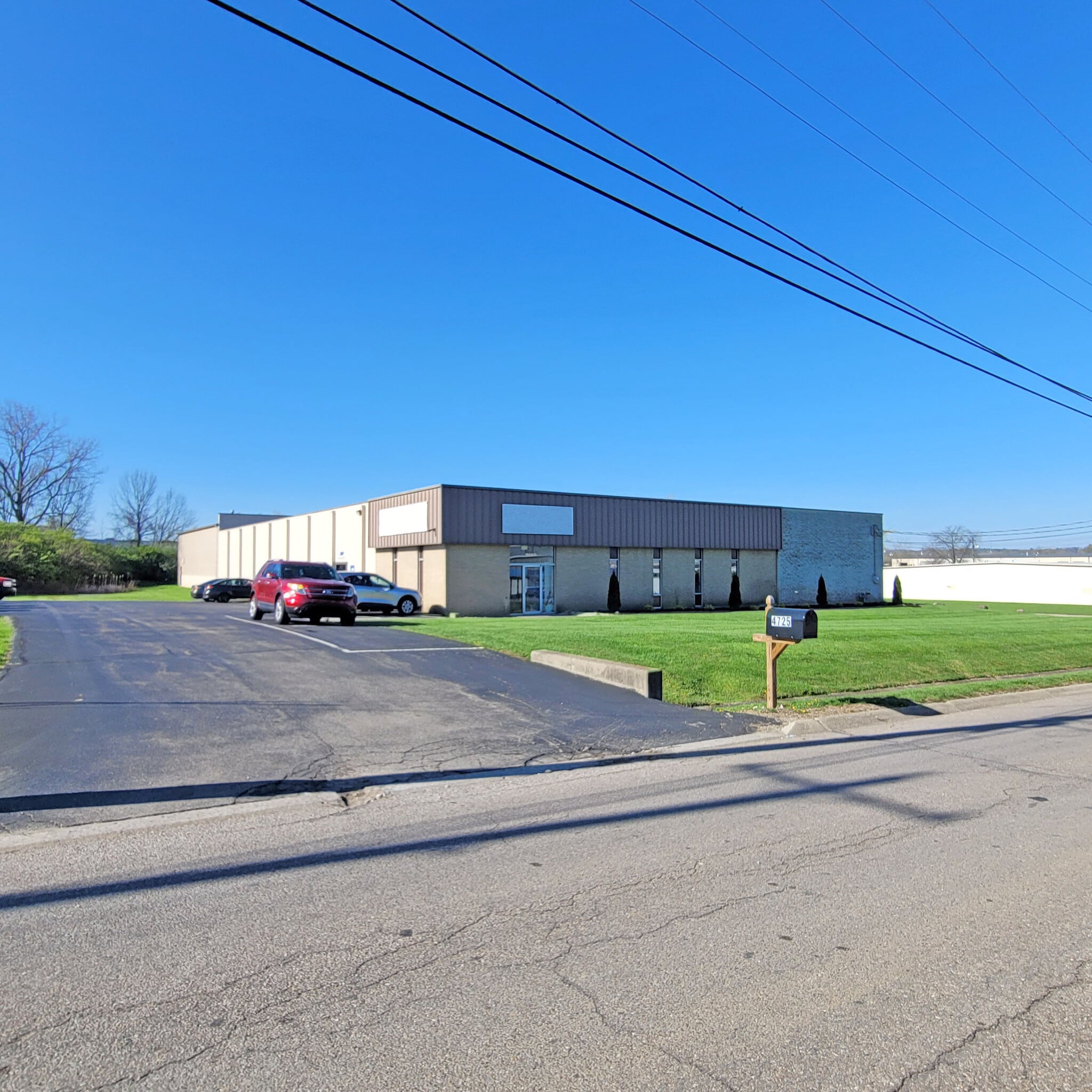 4725 Ashley Dr, Hamilton, OH for Sale