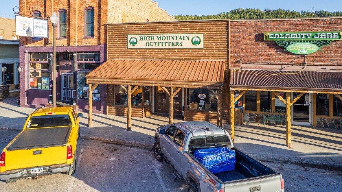 516 Mount Rushmore Rd, Custer, SD for Sale