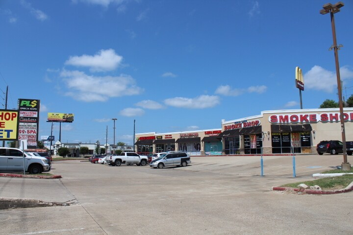 11422 Southwest Fwy, Houston, TX for Sale