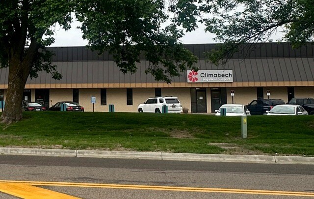 7071-7093 Shady Oak Rd, Eden Prairie, MN for Rent