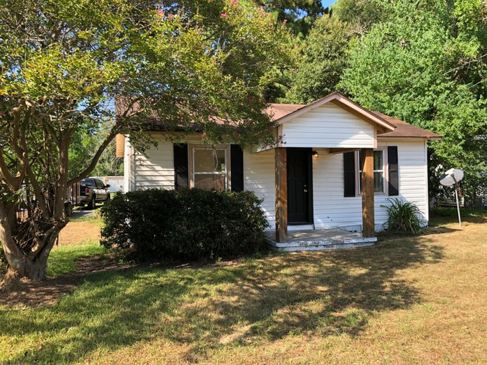 325 Vernon St, New Llano, LA for Sale