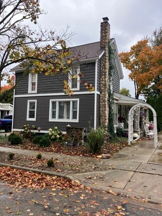 Lapeer, MI Apartments - 720 Saint Clair St