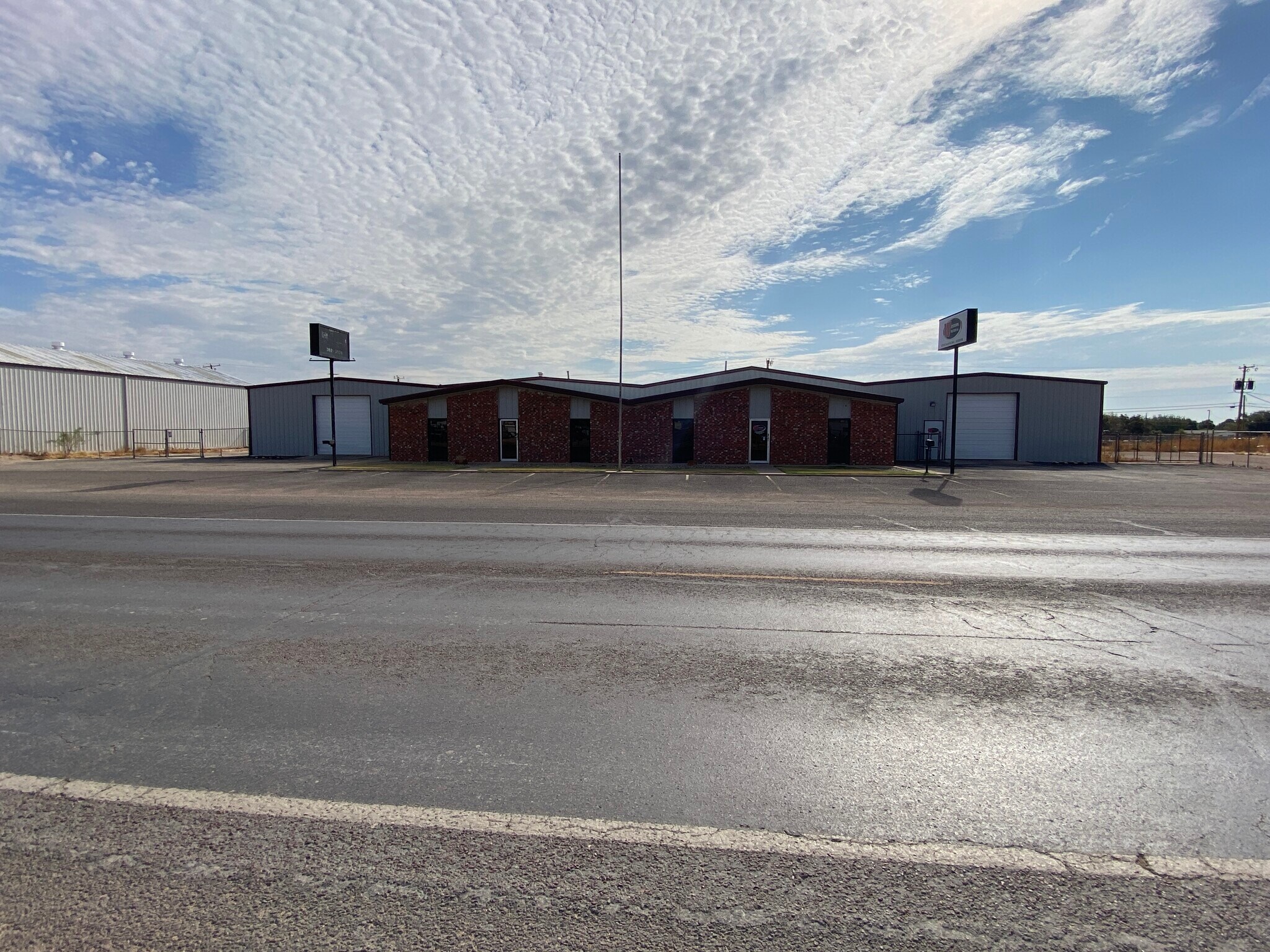 8326 N County Rd W, Odessa, TX for Rent