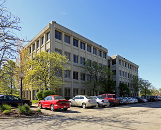 Middleburg Heights, OH Office, Office/Retail, Retail - 7123 Pearl Rd