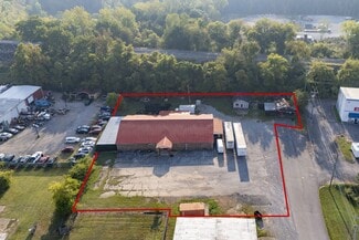 Clarksville, TN Freestanding - 1348 College St