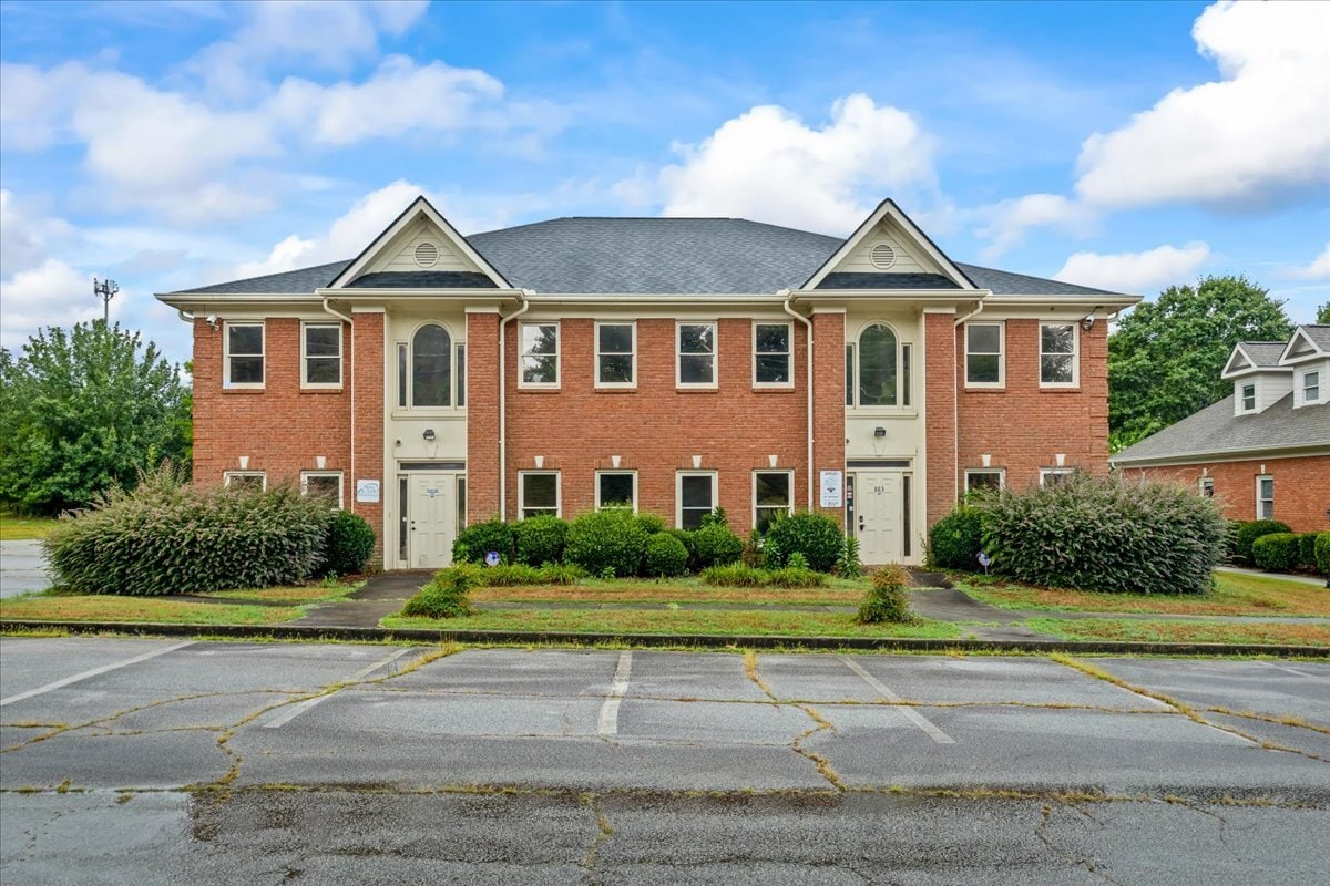 883 Commerce Dr SW, Conyers, GA for Sale