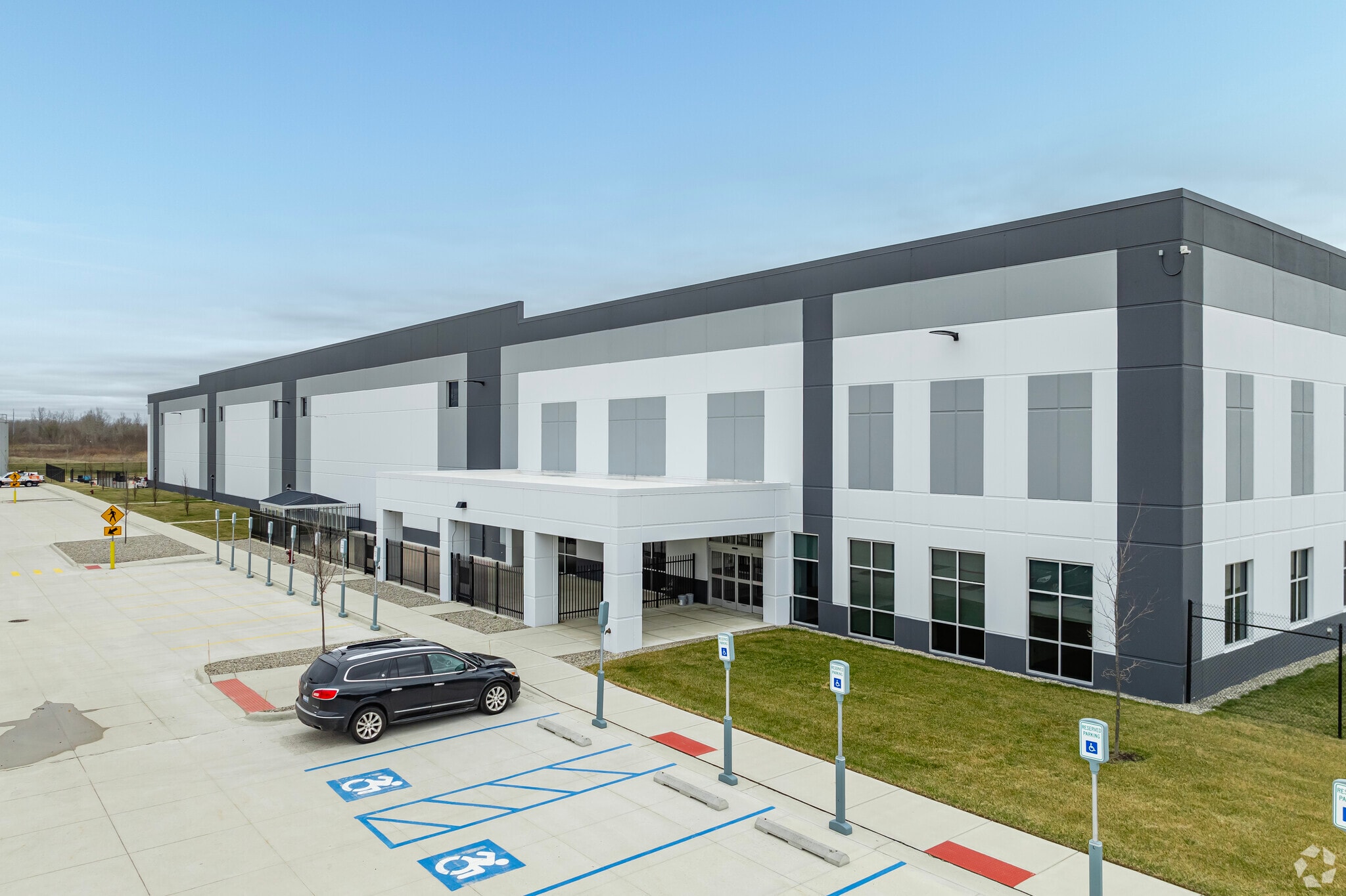 17991 Wahrman Rd, New Boston, MI for Rent