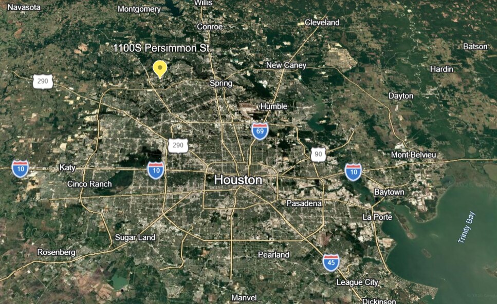 1100 S Persimmon St, Tomball, TX for Sale