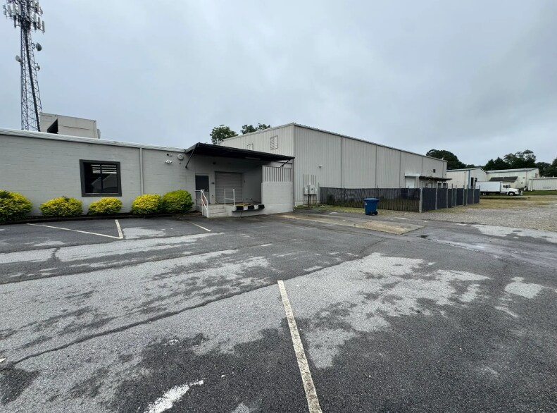 215-219 Lovvorn Rd, Carrollton, GA for Rent